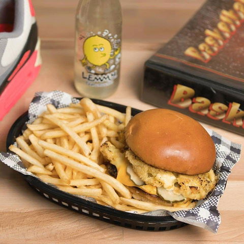 4 Ounces Burger Co - Alexandria - ACT Tourism 0