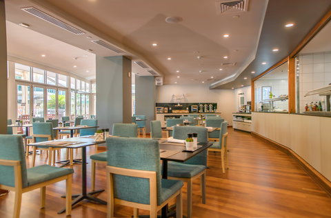 Poolside Restaurant And Bar - ACT Tourism 1