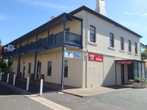 Terminus Hotel - ACT Tourism 0