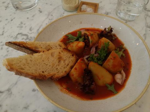 Chez Sun - ACT Tourism 0