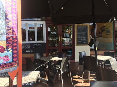 Zuma Caffe - ACT Tourism 0