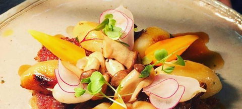 Busbys Restaurant & Bar - ACT Tourism 11