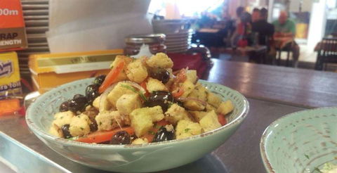 What's In The Pot? - ACT Tourism 5