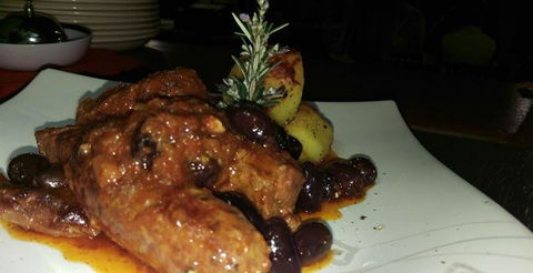 What's In The Pot? - ACT Tourism 6