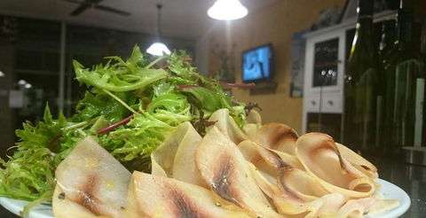 What's In The Pot? - ACT Tourism 7