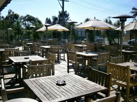 Terrigal Hotel - ACT Tourism 0