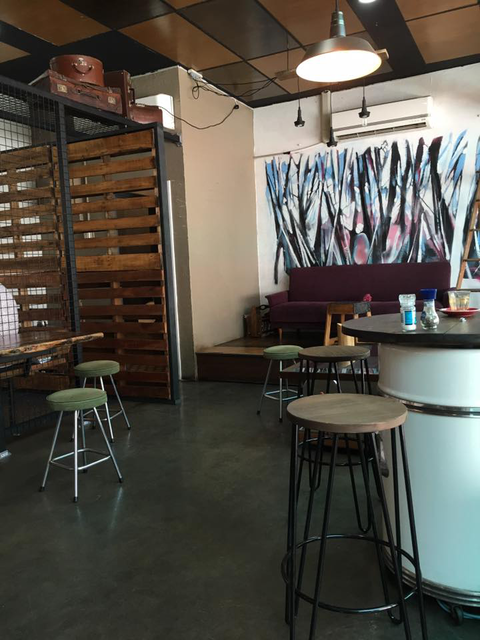 Page 27 Cafe - ACT Tourism 2