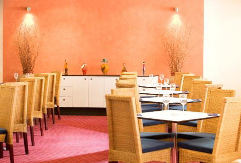 Aqua Restaurant & Bar - ACT Tourism 0