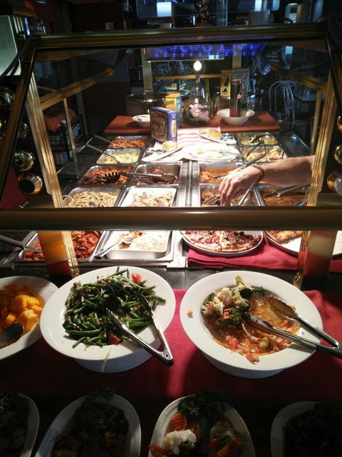 Roscoe’s Piazza - ACT Tourism 8