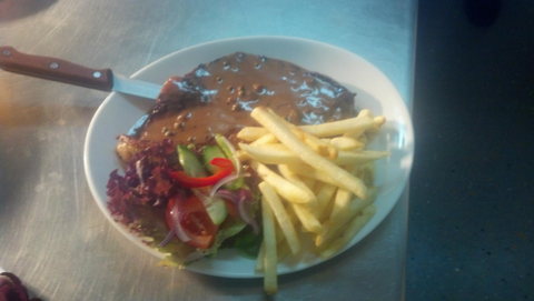 The White Lion Hotel - ACT Tourism 1