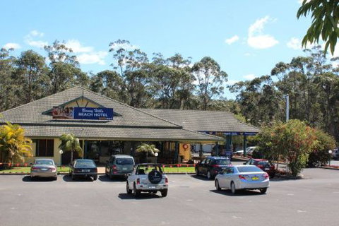 Bonny Hills Beach Hotel - ACT Tourism 3