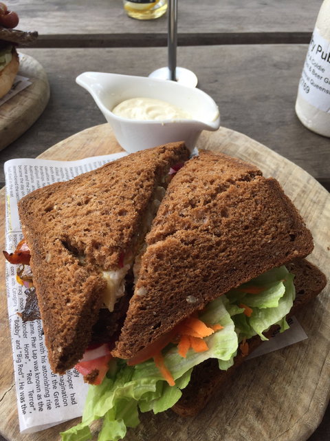 The Caves Country Pub - ACT Tourism 7