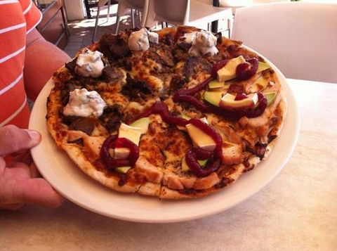 Zachary’s Gourmet Pizza Bar - ACT Tourism 0