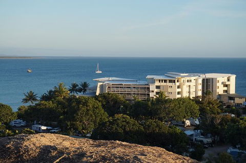 The Cove Restaurant & Bar - ACT Tourism 0