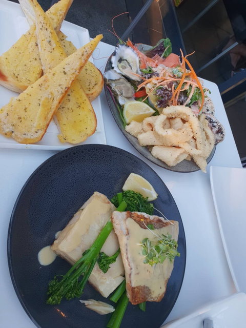 Yellowfin Seafood Restaurant - ACT Tourism 3