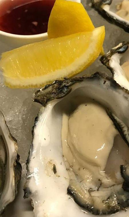 RST Seafood Restaurant - ACT Tourism 9