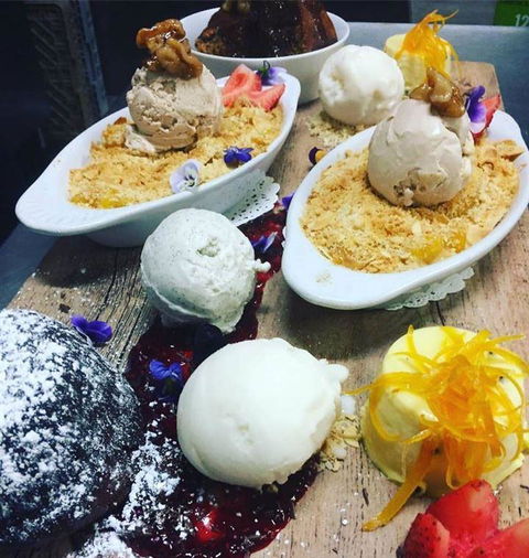 RST Seafood Restaurant - ACT Tourism 11
