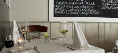 RST Seafood Restaurant - ACT Tourism 6