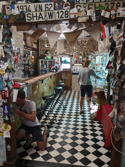 Barrow Creek Restaurant - ACT Tourism 1