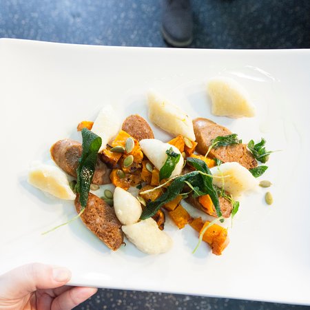 Fifteen Tables - ACT Tourism 0