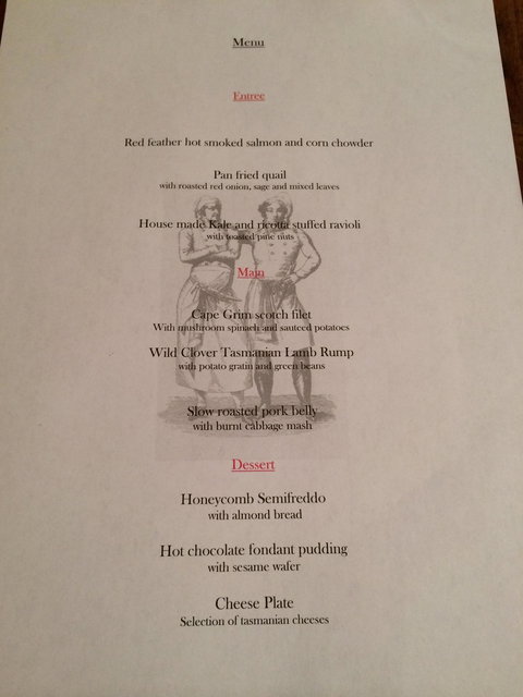 Red Feather Inn - ACT Tourism 2