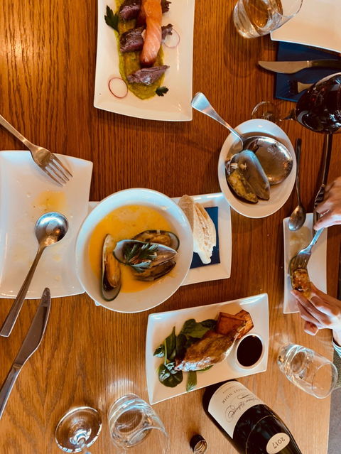 Hellyers Restaurant - ACT Tourism 1