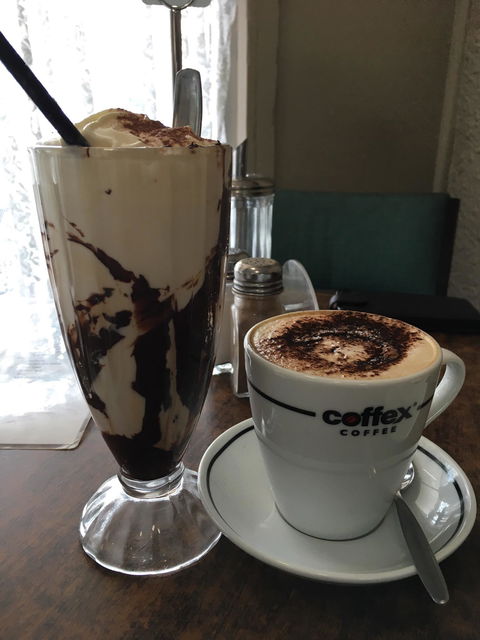J J's Coffee Lounge - ACT Tourism 3