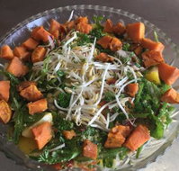 Time Out On Emmett - ACT Tourism