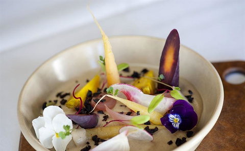 Other Side Of The Moon Restaurant - ACT Tourism 28