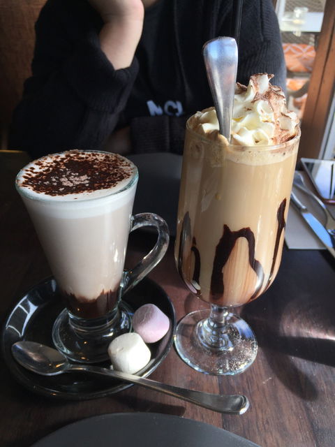 Dux Cafe Restaurant  - ACT Tourism 4