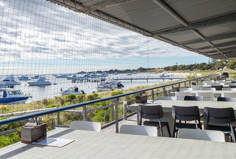 Thomsons Restaurant - ACT Tourism 0