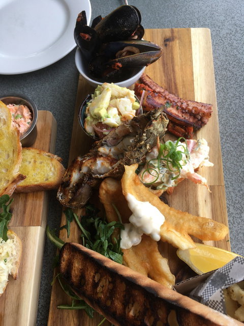 Thomsons Restaurant - ACT Tourism 8