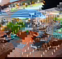 Hedland Harbour Cafe - ACT Tourism