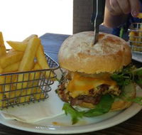 Missy Moo's Burger Bar - ACT Tourism