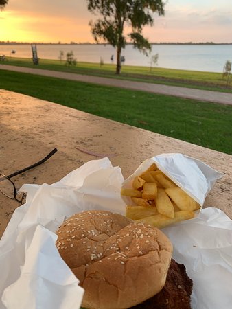 Barmera Chicken And Seafood - ACT Tourism 0