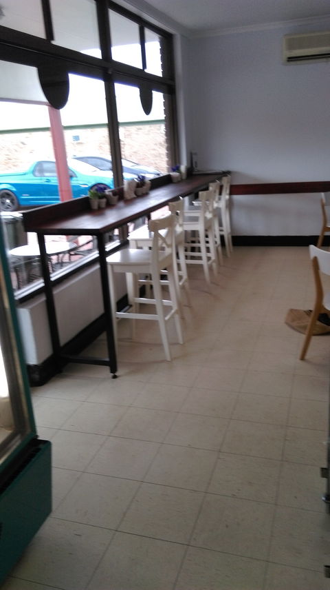 Meningie Bakery - ACT Tourism 1