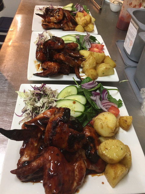 Smokehouse Pizza Cafe - ACT Tourism 10