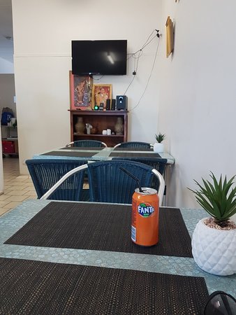 Ashmore QLD ACT Tourism