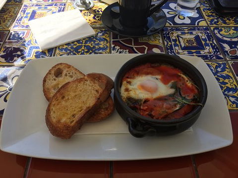 Sails Restaurant - ACT Tourism 0