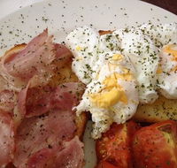 Banjo's Redcliffe - ACT Tourism