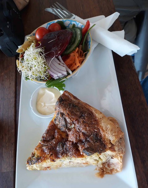 Neens Coffee Shop - ACT Tourism 5