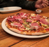 11 Inch Pizza Little Collins - ACT Tourism