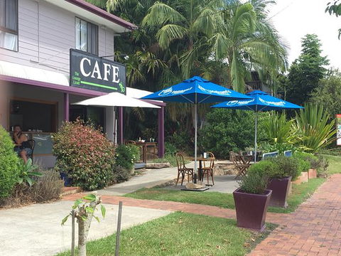 The Lounge Lizard Cafe - ACT Tourism 0