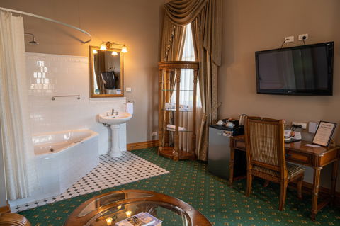 Denison Boutique Hotel - ACT Tourism 10
