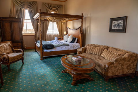 Denison Boutique Hotel - ACT Tourism 12