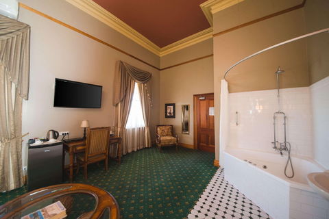 Denison Boutique Hotel - ACT Tourism 16