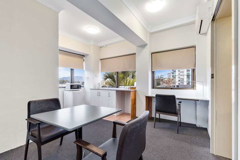Rockhampton Riverside Central Hotel - ACT Tourism 9
