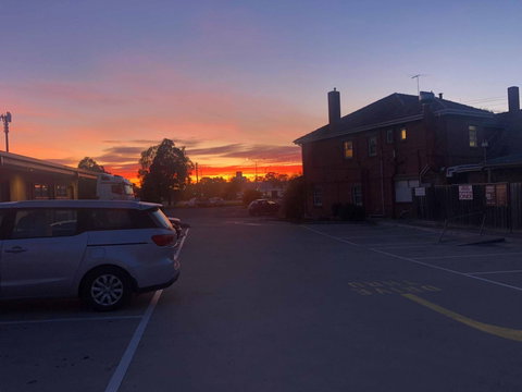 Guiding Star Hotel - ACT Tourism 0