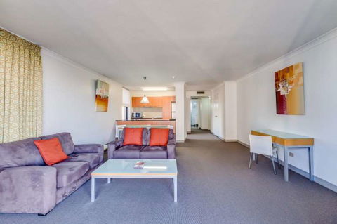 Hillcrest Central Apartment Hotel - ACT Tourism 4