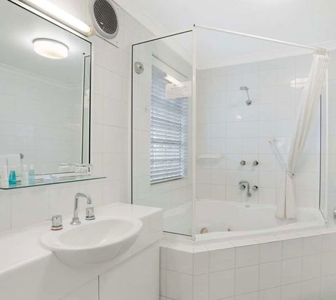 Broadwater Resort Apartments - ACT Tourism 17